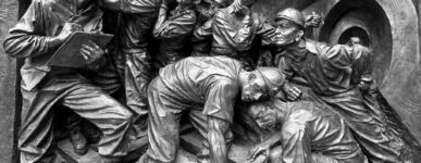 Statue of a group of miners